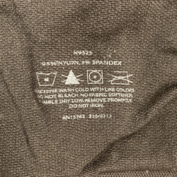 EUC C9 womens sports bra - Picture 4 of 4